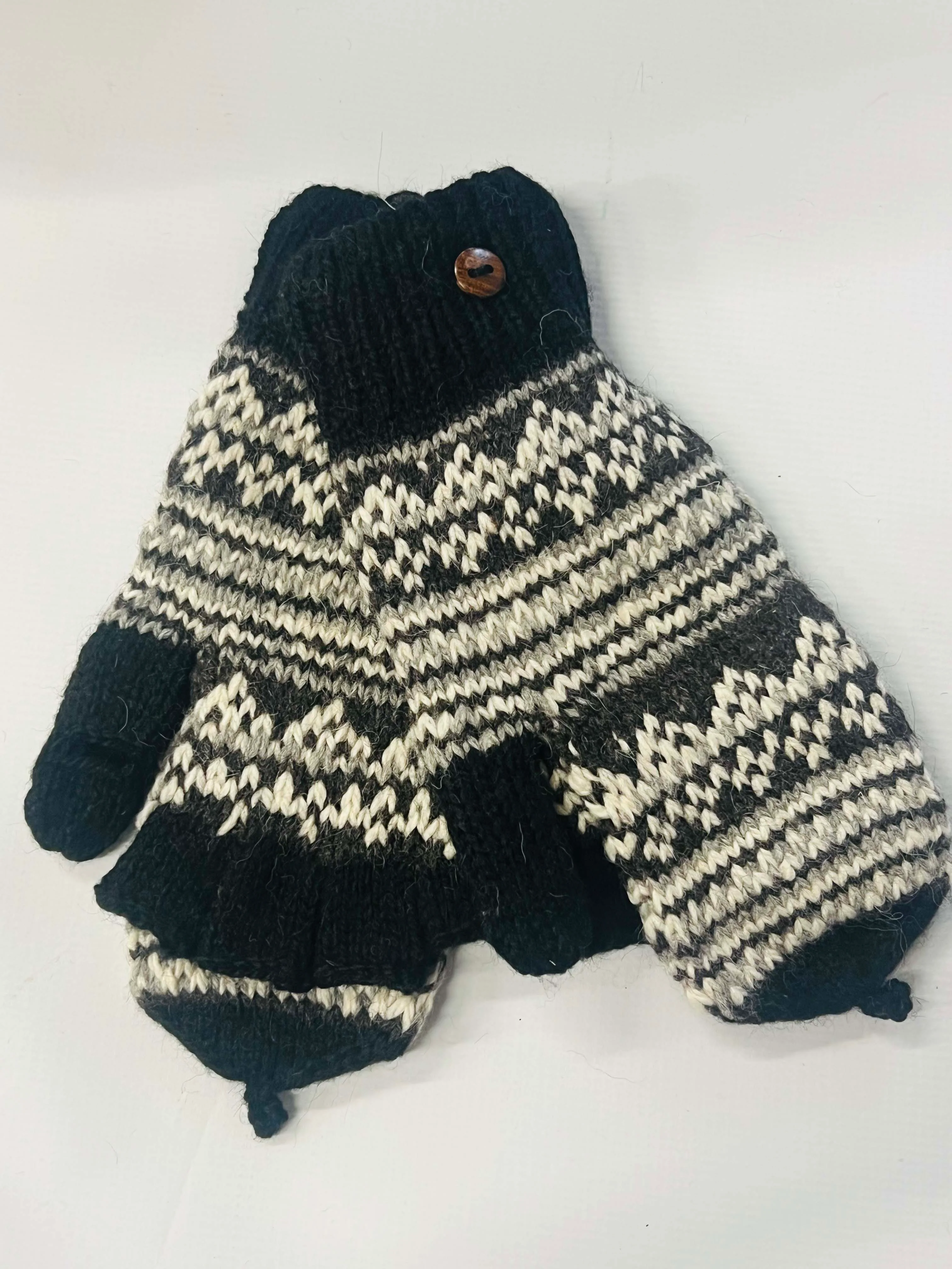 Artesania Texting Mittens (HM052)